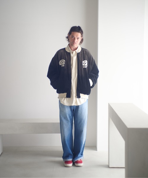 ADAM PATEK(アダムパテック)の「ADAMPATEK/aged velour souvenir jacket/エイジング加工リバーシブルベロアスカジャン(AP2523010)(スカジャン・レディース・ブラック×ブラック/ブラック×ホワイト・1/2)」の7枚目の写真