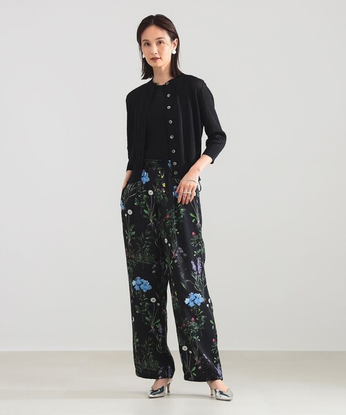 Demi-Luxe BEAMS（デミルクス ビームス）の「SLOANE / 14ゲージ ワイドリブ カーディガン（カーディガン/ボレロ・レディース・ブラック/ホワイト/ピンク・1/2）」の5枚目の写真