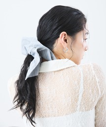 Perfect Suit FActory（パーフェクトスーツファクトリー）の「ハートチャーム スクエア ビッグシュシュ（シュシュ）」