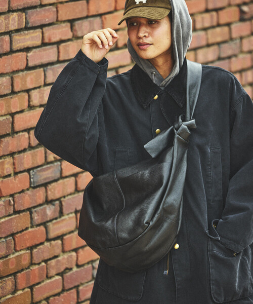 セール】Firsthand/ファーストハンド Leather Banana Big Shoulder Bag