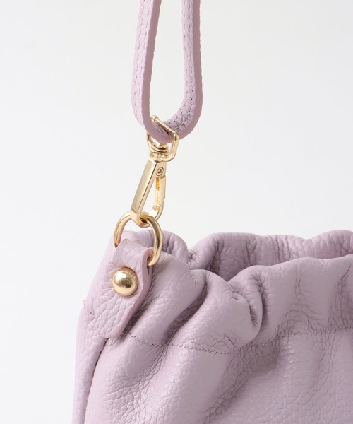 Jines（ジネス）の「ギャザーショルダーバッグ【MALRON/マルロン】（ショルダーバッグ・レディース・ホワイト・フリー）」の3枚目の写真