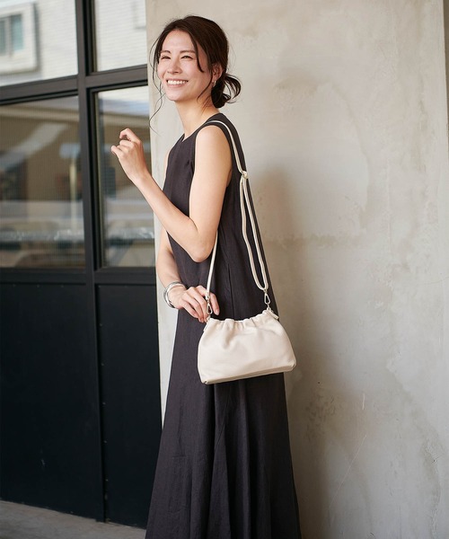 Jines（ジネス）の「ギャザーショルダーバッグ【MALRON/マルロン】（ショルダーバッグ・レディース・ホワイト・フリー）」の10枚目の写真