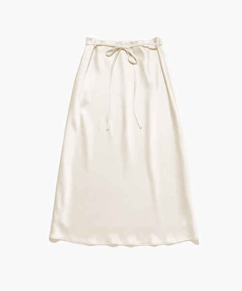 TTUDEMENT(トュードメント)の「SATIN LONG SKIRT CREAM(スカート・レディース・その他・LARGE/SMALL/MEDIUM)」の2枚目の写真