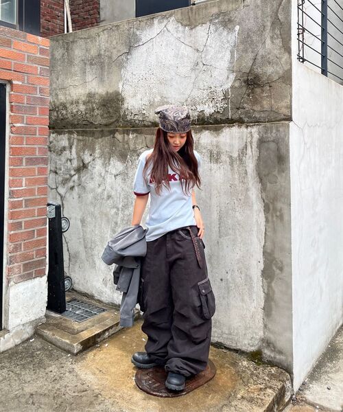 AAKAM(アーカム)の「Logo Patch Ringer Top (Sky Blue-Wine)(Tシャツ/カットソー・レディース・その他・1/2)」の8枚目の写真