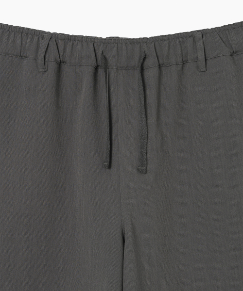 MILLO WOMEN（ミロウーマン）の「カットオフトリミングバミューダショーツ[チャコール]（その他パンツ・レディース・その他・SMALL/MEDIUM）」の9枚目の写真