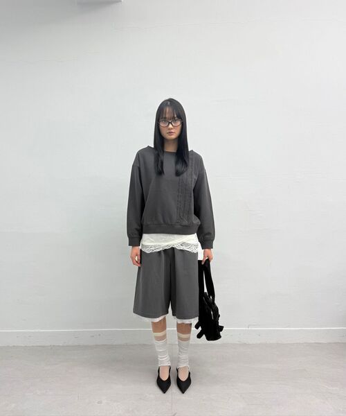 MILLO WOMEN（ミロウーマン）の「カットオフトリミングバミューダショーツ[チャコール]（その他パンツ・レディース・その他・SMALL/MEDIUM）」の5枚目の写真