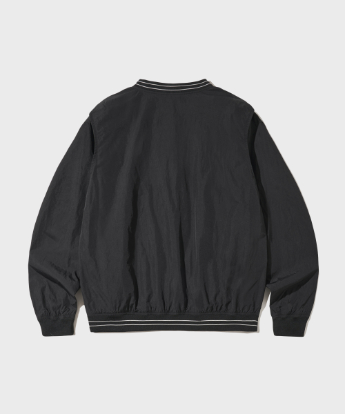 OUTSTANDING(アウトスタンディング)の「BASKETBALL WARMUP PULLOVER_BLACK(Tシャツ/カットソー・メンズ・その他・SMALL/MEDIUM/LARGE)」の2枚目の写真