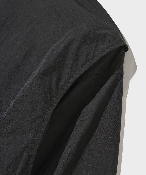 OUTSTANDING(アウトスタンディング)の「BASKETBALL WARMUP PULLOVER_BLACK(Tシャツ/カットソー・メンズ・その他・SMALL/MEDIUM/LARGE)」の5枚目の写真