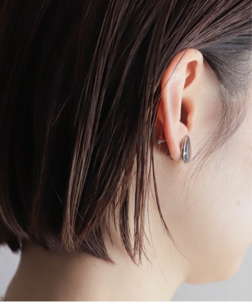 rapiecage(ラピエサージュ)の「クリアカラーカボションイヤリング(イヤリング・レディース・グレー/ブラウン・FREE)」の10枚目の写真