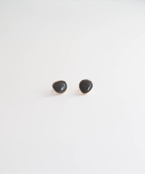 rapiecage(ラピエサージュ)の「クリアカラーカボションイヤリング(イヤリング・レディース・グレー/ブラウン・FREE)」の17枚目の写真