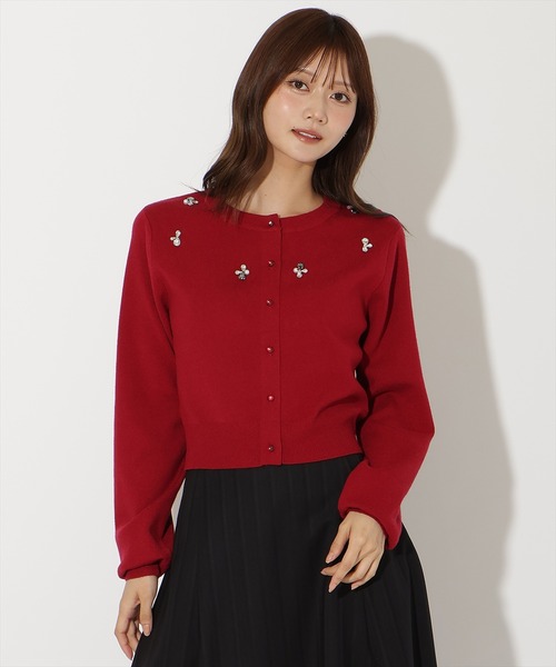 AND COUTURE(アンドクチュール)の「ビジュー×パールニットカーディガン(カーディガン/ボレロ・レディース・ブラック/レッド/サックスブルー/アイボリー/ベージュ・FREE)」の5枚目の写真