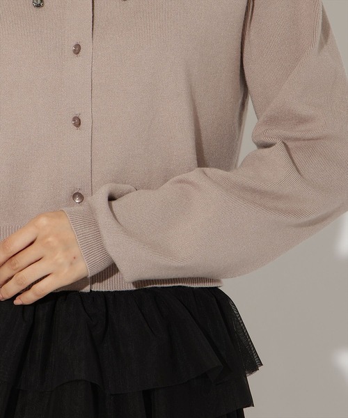 AND COUTURE(アンドクチュール)の「ビジュー×パールニットカーディガン(カーディガン/ボレロ・レディース・ブラック/レッド/サックスブルー/アイボリー/ベージュ・FREE)」の20枚目の写真
