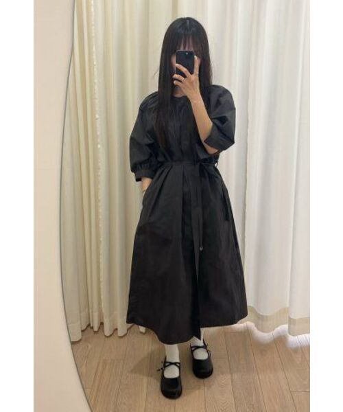 LINGSEOUL(リングソウル)の「voluminous shirring dress-charcoal(ワンピース・レディース・その他・FREE)」の2枚目の写真