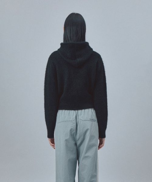 Rest&Recreation(レストアンドレクリエーション)の「HAIRY KNIT HOOD ZIP-UP - BLACK(ニット/セーター・レディース・その他・ONE)」の5枚目の写真