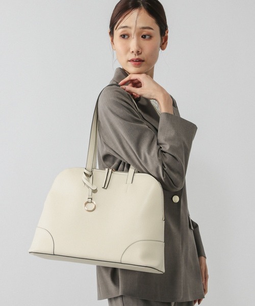 GLOBAL WORK（グローバルワーク）の「スペ軽撥水A4ボストン/621478（ボストンバッグ・レディース・イエロー系その他2/ベージュ/アイボリー/ブラック・ONE SIZE）」の3枚目の写真