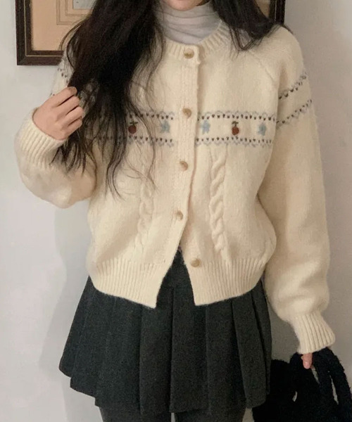 セール】フラワー刺繍入り ラグランニットカーディガン（ニット