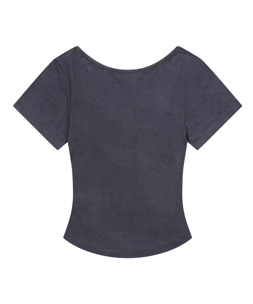 MUCENT(ムセント)の「オニキスシースルーシグネチャーロゴVネッククロップ半袖Tシャツ(7カラー)(Tシャツ/カットソー・レディース・Beige/ネイビー/ホワイト/チャコールグレー/ブラック/カーキ/スカイブルー・FREE)」の8枚目の写真