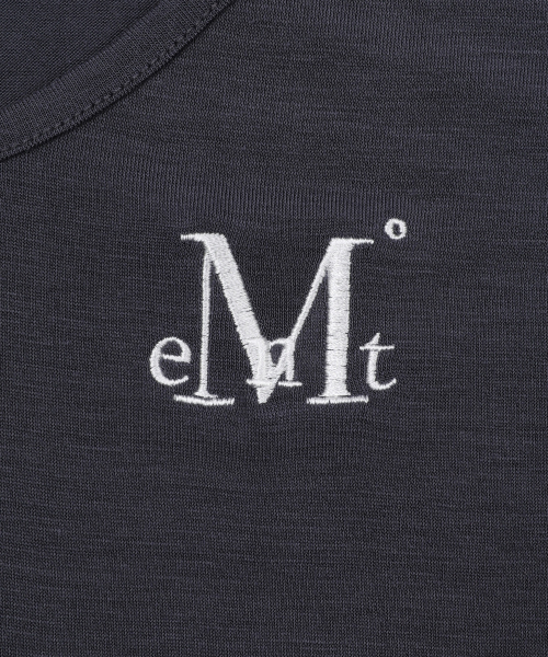 MUCENT(ムセント)の「オニキスシースルーシグネチャーロゴVネッククロップ半袖Tシャツ(7カラー)(Tシャツ/カットソー・レディース・Beige/ネイビー/ホワイト/チャコールグレー/ブラック/カーキ/スカイブルー・FREE)」の9枚目の写真