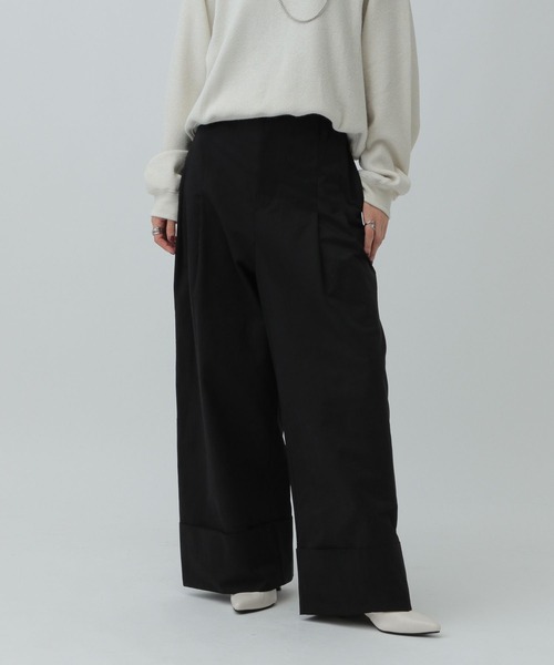 LEPSIM(レプシィム)の「ピーチターンバックパンツ 581668(その他パンツ・レディース・ブラック/カーキ・LARGE/MEDIUM)」の1枚目の写真