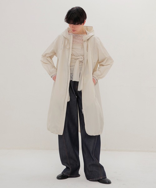 DRESSLAVE(ドレスレイブ)の「airy field coat(エアリーフィールドコート)(その他アウター・レディース・ホワイト/ネイビー・38)」の2枚目の写真