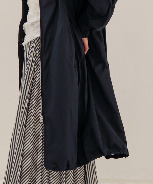 DRESSLAVE(ドレスレイブ)の「airy field coat(エアリーフィールドコート)(その他アウター・レディース・ホワイト/ネイビー・38)」の6枚目の写真