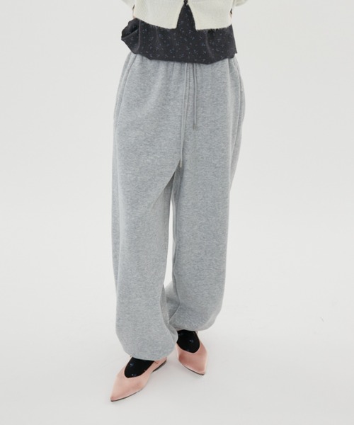 FUULLY STUDIO（フーリィーステューディオ）の「スウェットイージーワイドパンツ（スウェットパンツ・レディース・イエロー/グレー/ブラック・FREE）」の8枚目の写真
