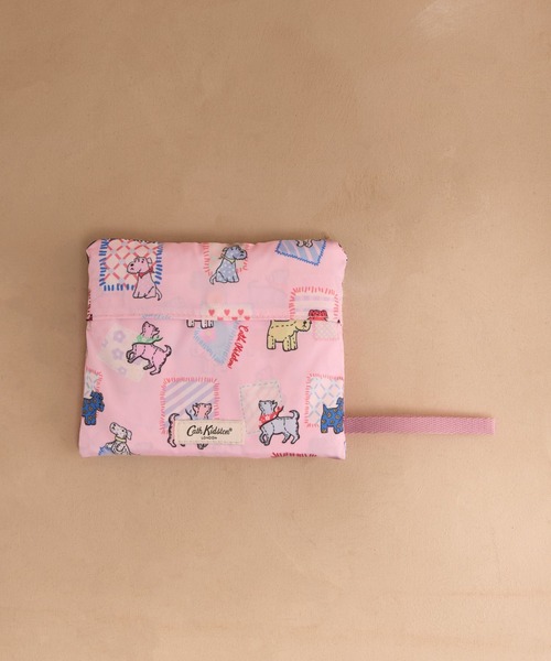 Cath Kidston(キャスキッドソン)の「ラージ フォルダウェイ トートバッグ Dog Patchwork(トートバッグ・レディース・その他・FREE)」の2枚目の写真
