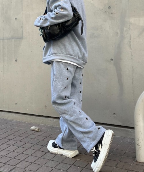 lilful(リルフル)の「【セットアップ対応】アイレットデザインスウェットパンツ(スウェットパンツ・メンズ・ブラック/グレー・M/L)」の9枚目の写真