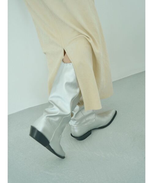 Ungrid（アングリッド）の「ポインテッドトゥウエスタンブーツ（ブーツ・レディース・ベージュ/シルバー/ブラック・S/M/L）」の6枚目の写真