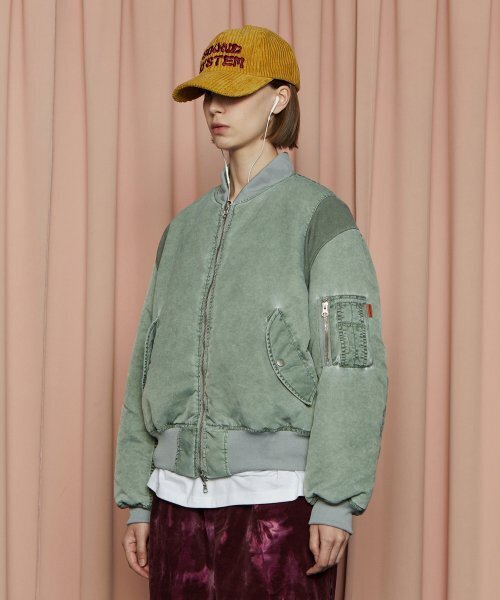 UNALLOYED(アナロイド)の「ピグメント MA-1 ジャンパー / カーキ(ブルゾン・レディース・その他・LARGE/MEDIUM)」の2枚目の写真