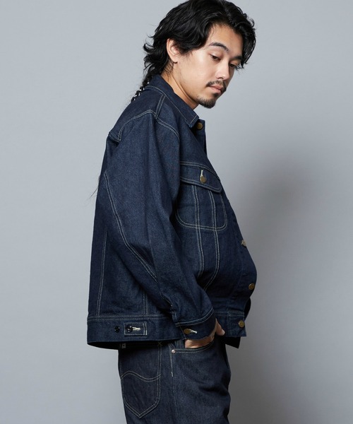 Lee(リー)の「Lee/リー【101周年記念モデル】101 ANNIVERSARY 101-J RIDERS JACKET(デニムジャケット・メンズ・インディゴブルー・X-LARGE/LARGE/MEDIUM/SMALL)」の4枚目の写真