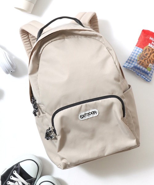 OUTDOOR PRODUCTS（アウトドアプロダクツ）の「OUTDOOR PRODUCTS（アウトドアプロダクツ）ラスターツイル ナイロンデイパック 16L/レディース ママバッグ（バックパック/リュック・レディース・ベージュ/ブラック・FREE）」の2枚目の写真