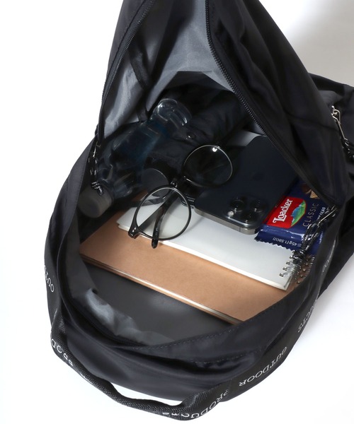 OUTDOOR PRODUCTS（アウトドアプロダクツ）の「OUTDOOR PRODUCTS（アウトドアプロダクツ）ラスターツイル ナイロンデイパック 16L/レディース ママバッグ（バックパック/リュック・レディース・ベージュ/ブラック・FREE）」の19枚目の写真