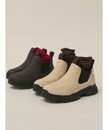 【emmi×SHAKA】TREK SHORT CHELSEA