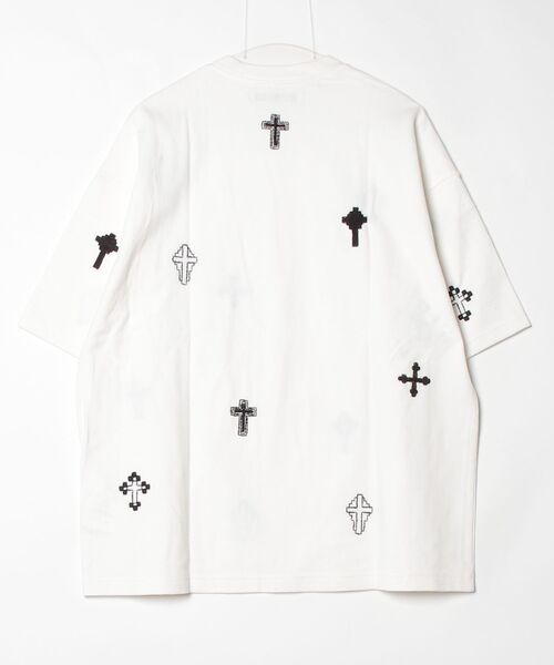 Children of the discordance(チルドレン オブ ザ ディスコ-ダンス)の「Children of the discordance / HAND EMBROIDERY CROSS PO / COTDCS-280(Tシャツ/カットソー・メンズ・ホワイト・1)」の2枚目の写真