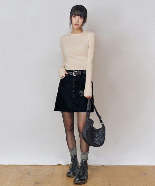 DECET WOMEN（デケット ウーマン）の「[ベルベットデニム]ヴェルベットミニスカートDCSK007BLACK（スカート・レディース・その他・X-SMALL/SMALL/MEDIUM）」の6枚目の写真