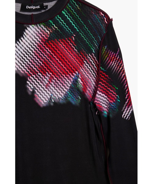 Desigual(デシグアル)の「ピクセル風花グラフィック ブラック長袖Tシャツ(Tシャツ/カットソー・レディース・ブラック・M/S/XS)」の3枚目の写真