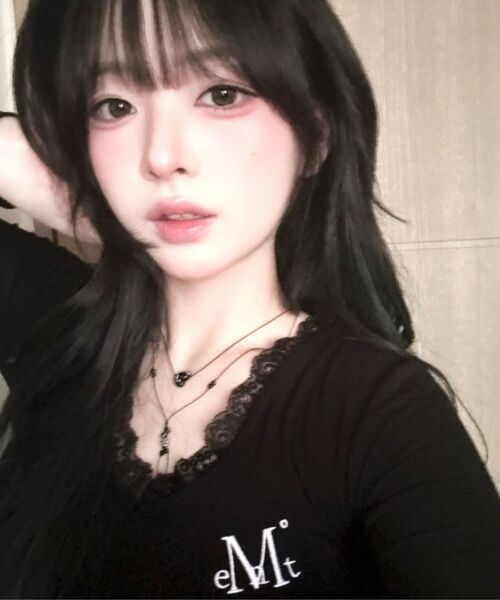 MUCENT(ムセント)の「サニアレースVネック長袖Tシャツ(6色)(Tシャツ/カットソー・レディース・グレー/ホワイト/ブラック/ネイビー/パープル/ピンク・FREE)」の18枚目の写真