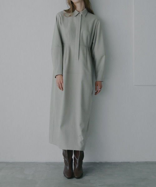 MANOF(マノフ)の「FORM SHIRTS DRESS(ワンピース・レディース・ベージュ/ブルー/ブラック・S/M)」の1枚目の写真