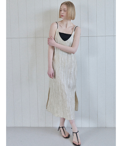 AVANT-G(アバン)の「Metal Pleated Layered Dress - BEIGE(ワンピース・レディース・その他・FREE)」の5枚目の写真