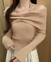 オフショルダー」に該当するニット/セーター（ベージュ系