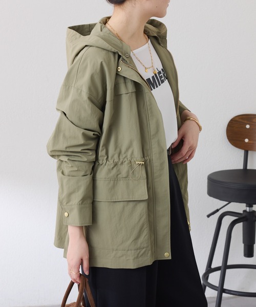 COLLAGE GALLARDAGALANTE（コラージュガリャルダガランテ）の「アンツイストタフタジャケット（ブルゾン・レディース・オフホワイト/カーキ/ネイビー・FREE）」の19枚目の写真