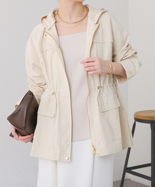 COLLAGE GALLARDAGALANTE（コラージュガリャルダガランテ）の「アンツイストタフタジャケット（ブルゾン・レディース・オフホワイト/カーキ/ネイビー・FREE）」の13枚目の写真