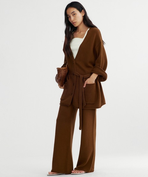 Bie(ビエ)の「カシミヤブレンド ワイドニットパンツ(その他パンツ・レディース・ブラウン/ホワイト/ライトグレー・M/S/L)」の21枚目の写真