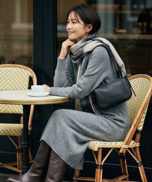 STYLE DELI（スタイルデリ）の「【DELI by】カーブラインリアルレザーショルダーバッグ（ショルダーバッグ・レディース・ブラック・FREE）」の13枚目の写真