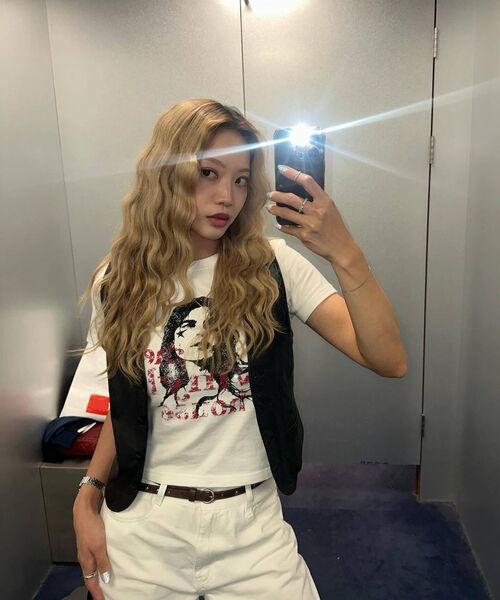 THEVINYLHOUSE(ザバイニルハウス)の「VINTAGE WOMAN TEE WHITE(Tシャツ/カットソー・メンズ・その他・C/M/L)」の12枚目の写真