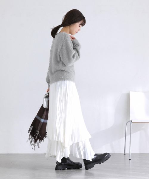 La TOTALITE（ラトータリテ）の「《WEB限定》【洗える】ファーバックパール長袖プルオーバー（ニット/セーター・レディース・グレー/ベージュ・FREE）」の15枚目の写真