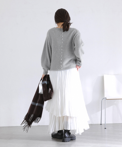 La TOTALITE（ラトータリテ）の「《WEB限定》【洗える】ファーバックパール長袖プルオーバー（ニット/セーター・レディース・グレー/ベージュ・FREE）」の14枚目の写真