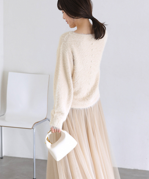 La TOTALITE（ラトータリテ）の「《WEB限定》【洗える】ファーバックパール長袖プルオーバー（ニット/セーター・レディース・グレー/ベージュ・FREE）」の8枚目の写真