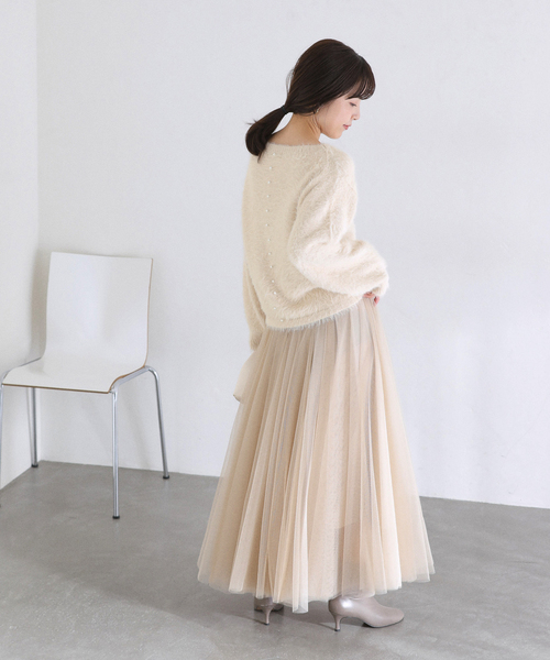 La TOTALITE(ラトータリテ)の「《WEB限定》【洗える】ファーバックパール長袖プルオーバー(ニット/セーター・レディース・グレー/ベージュ・FREE)」の21枚目の写真